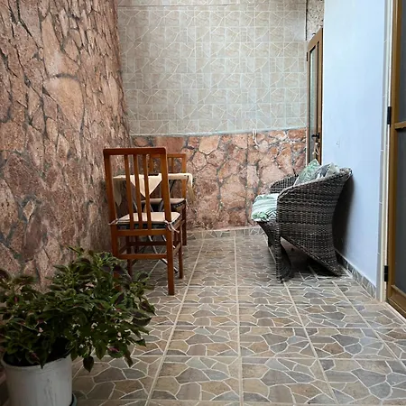 Guga Host House Saranda