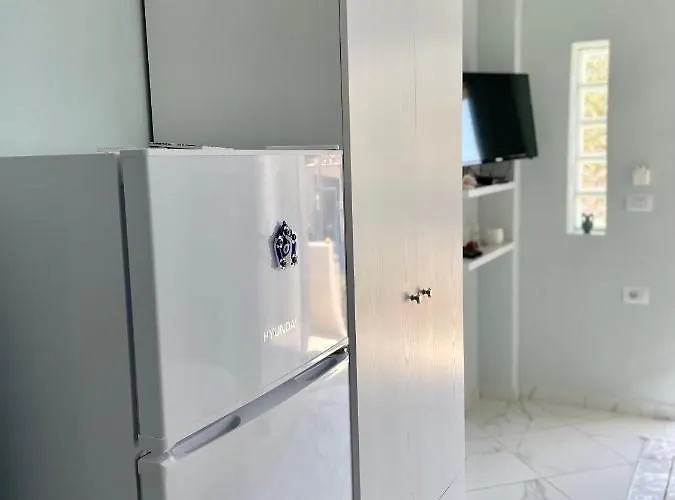 Guga Host House Holiday home Sarande